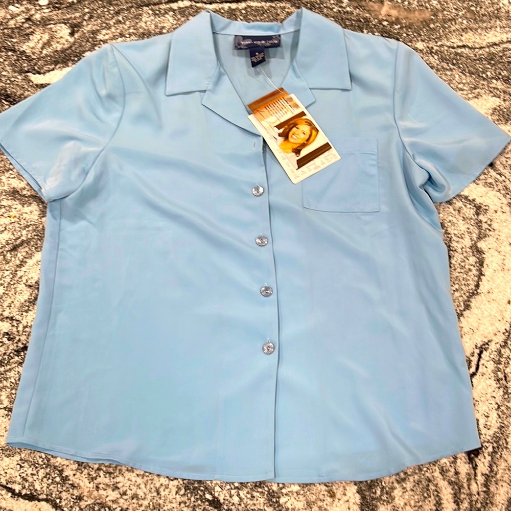Susan Graver Style Women's Size M. Color Blue.